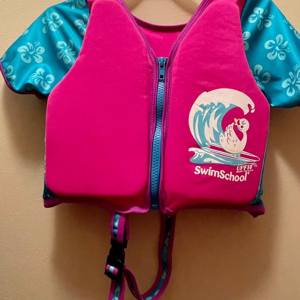 Little Girl’s Floatie Vest  for 4-6 yr old